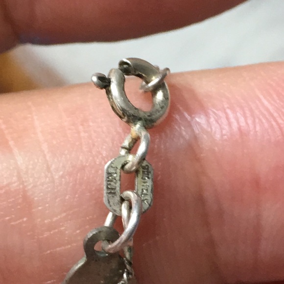 🖤Sterling silver Paw 🐾 necklace by Mimi & Marge - Picture 8 of 11